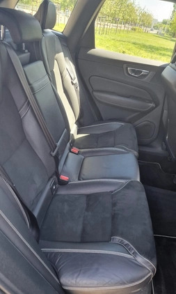 Volvo XC 60 cena 136000 przebieg: 99000, rok produkcji 2019 z Warszawa małe 301